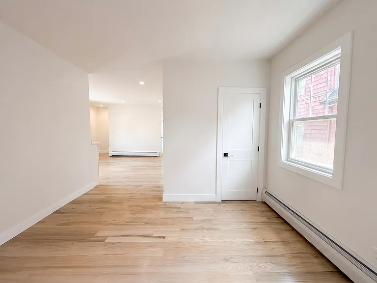 10 Pearl St #2 — Photo 9