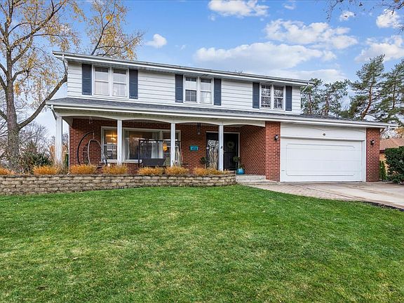 2nd image of 458 S Burno Dr