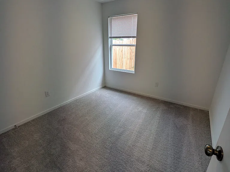 19004 Encanto Aly — Photo 12