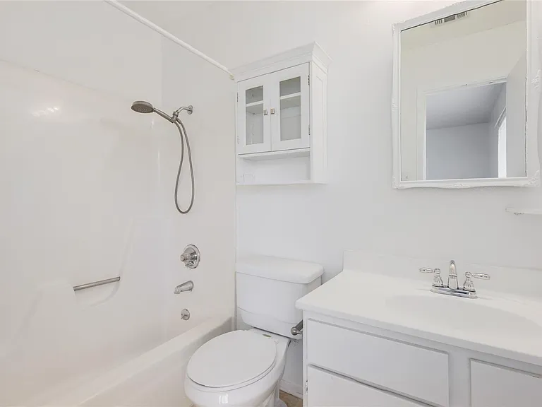 6903 Skynook Dr — Photo 17
