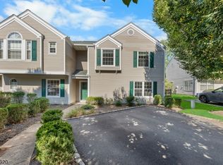 427 Cardinal Ln, Bedminster, NJ 07921