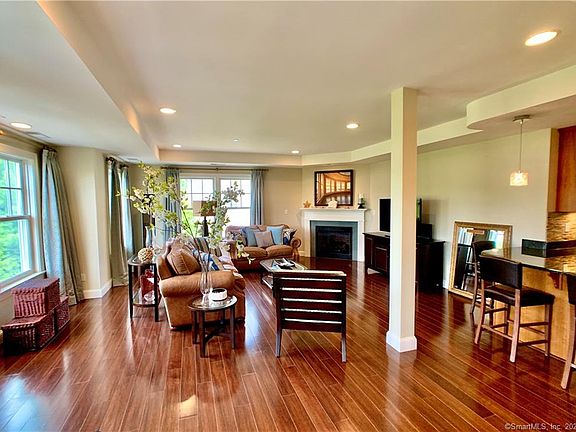 3rd image of 103 Main St Unit 1203