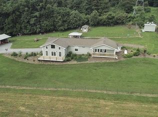 11260 Logan Creek Rd, Meadowview, VA 24361