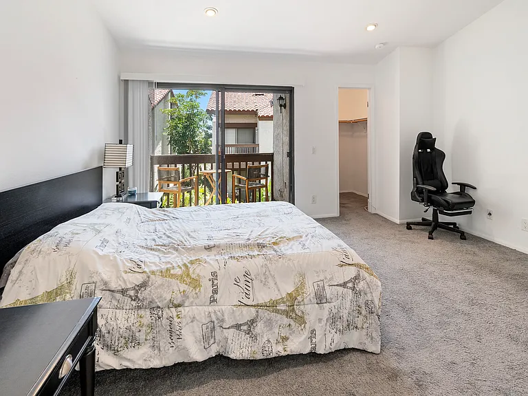 356 Molokai Dr — Photo 30
