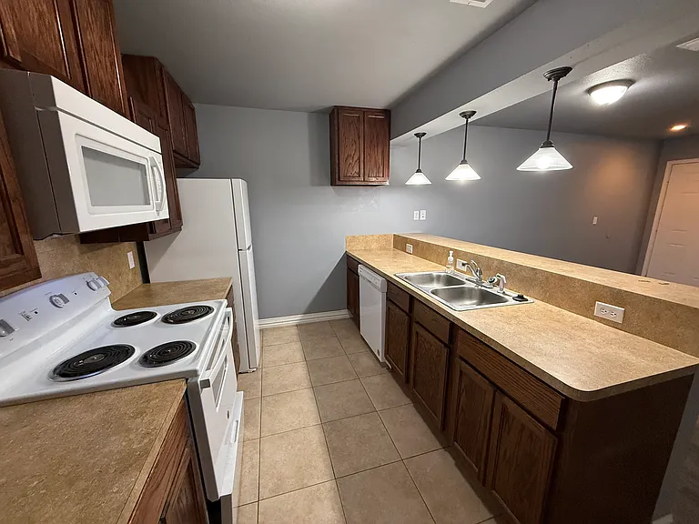 311 E Pine St #15 — Photo 21