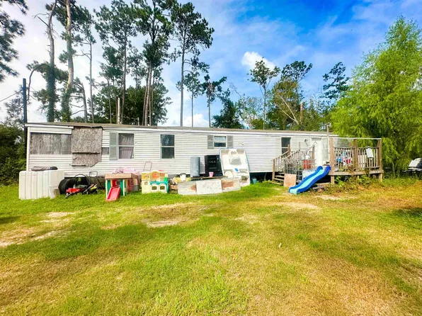 3104 Woodland Ridge Dr, Orange, TX 77632