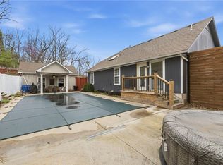 21201 E 51st Terrace Ct S, Blue Springs, MO 64015