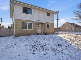 3148 S 77th St, Milwaukee, WI 53219