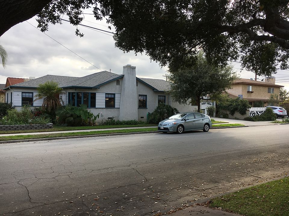 1st image of 9828 Woodruff Ave