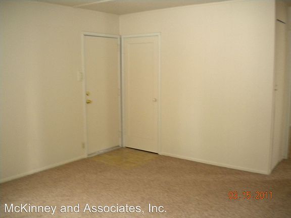 3rd image of 866 Los Angeles Ave #A