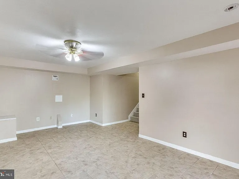 12224 Dapple Gray Ct — Photo 25