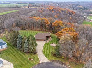 20226 Sand Creek Dr, Jordan, MN 55352