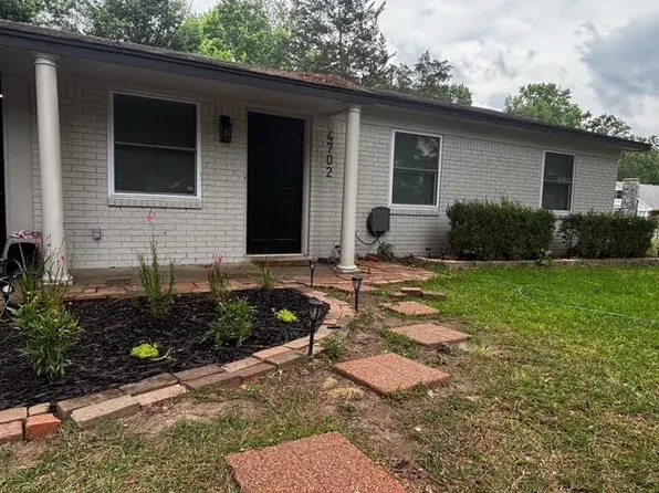 4702 Pinson Dr, Texarkana, AR 71854