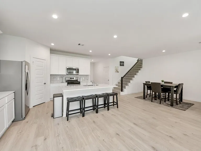31771 Margaret Woods Ln — Photo 11