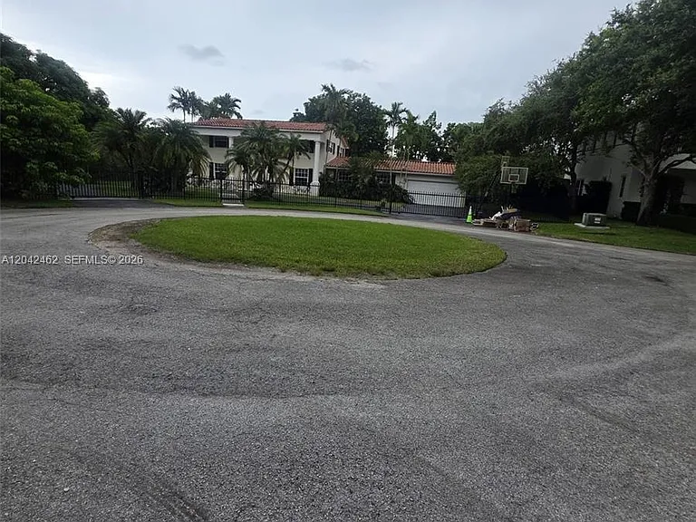 7240 SW 119th St — Photo 24