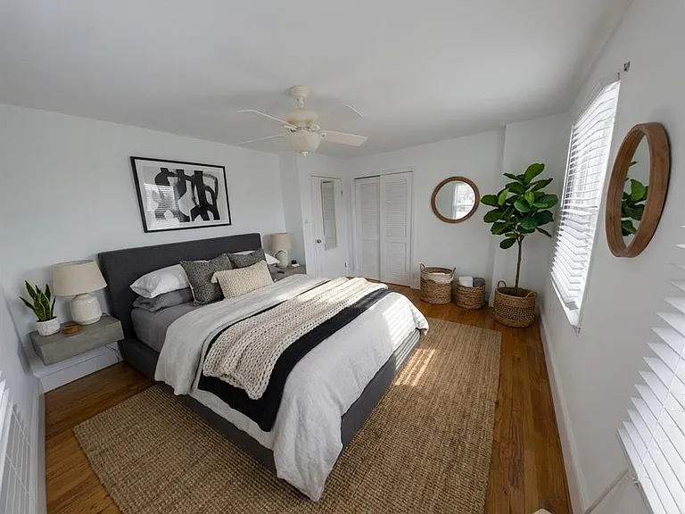15 Sedgwick St — Photo 10