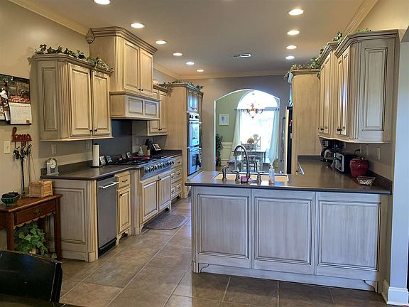 5th image of 215 Teague Trace Ln