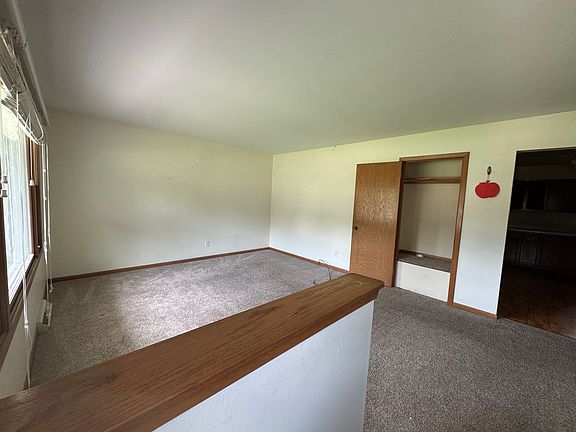 3rd image of 5251 Village Ct #1