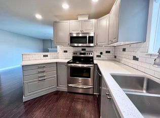 11920 98th Ave NE APT 302, Kirkland, WA 98034