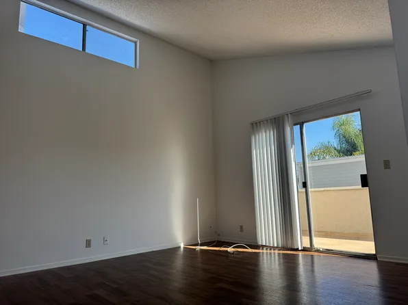 Huntington Harbour Villas, 4922 Edinger Ave #E1bd18f4f, Huntington Beach, CA 92649
