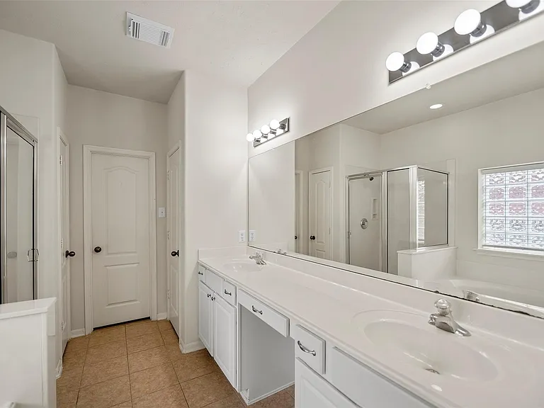 11515 Timberly Park Ln — Photo 15