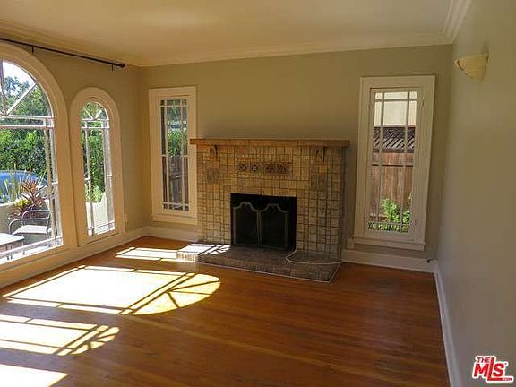 2nd image of 838 N La Jolla Ave