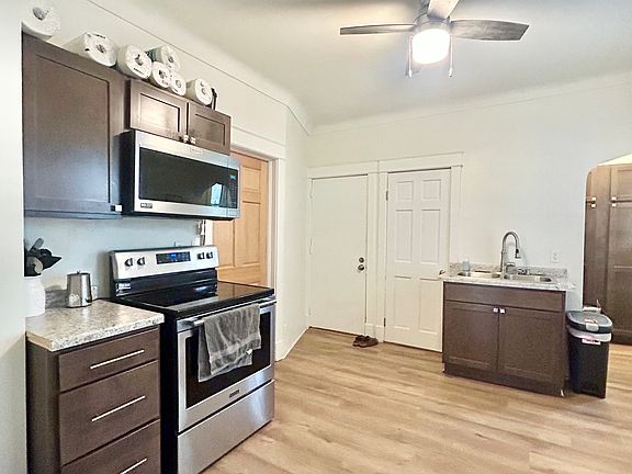 4th image of 2811 W 3rd St #1