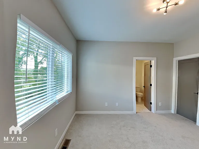 1447 Walker Pl SE — Photo 11