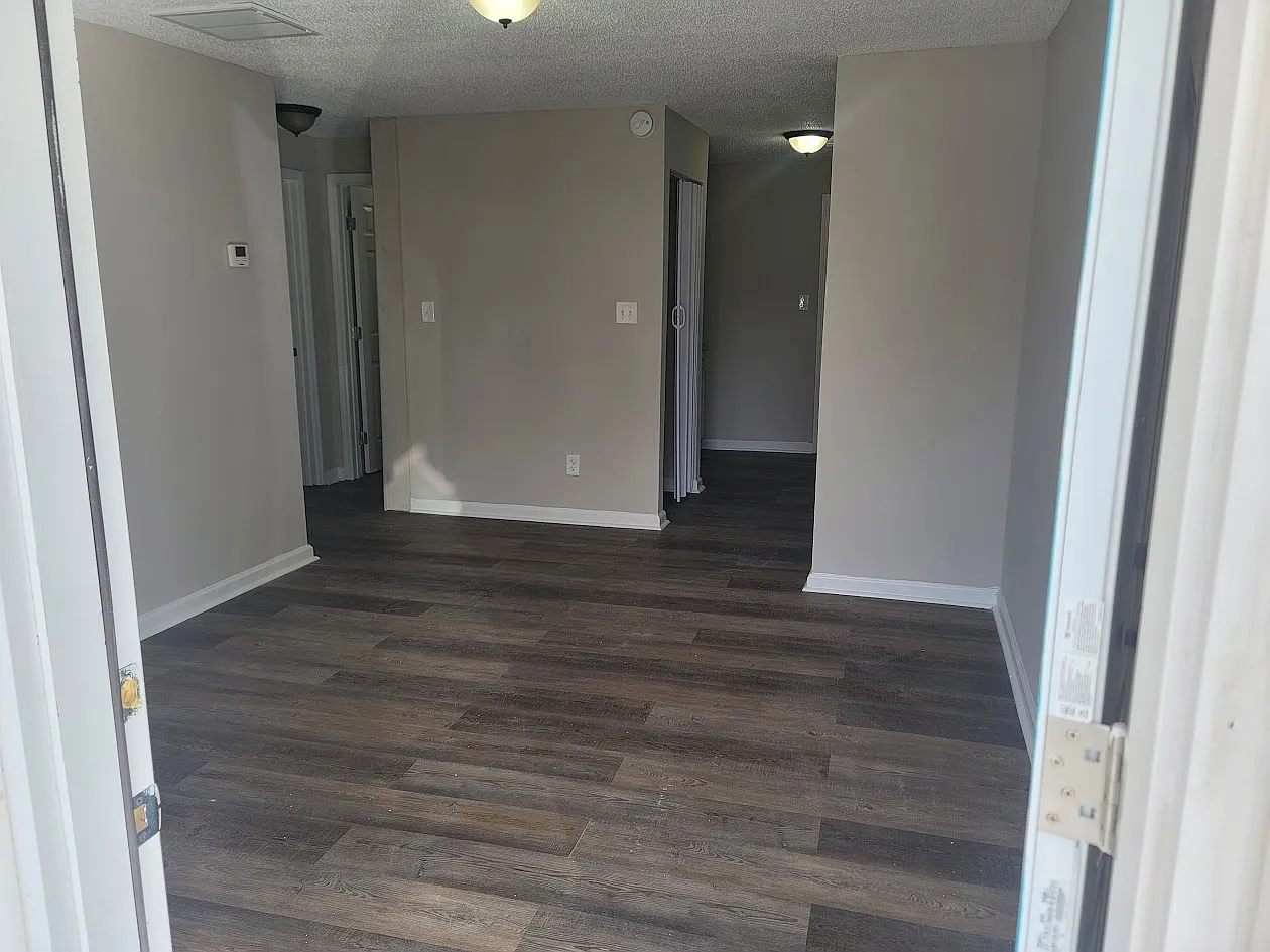 2 bed, 700 sqft, $775 — Photo 3