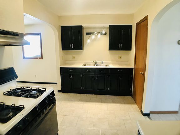 5th image of 1714 Avenue G