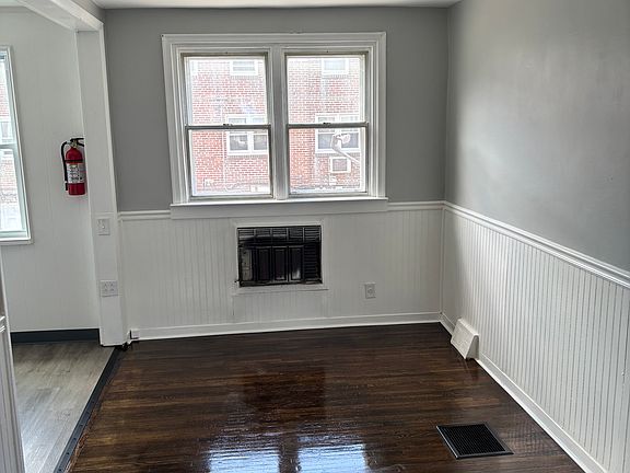 2nd image of 40 Folcroft Ave