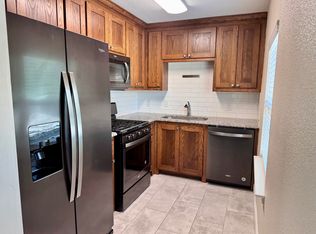 1017 Keith Pumphrey Dr, River Oaks, TX 76114