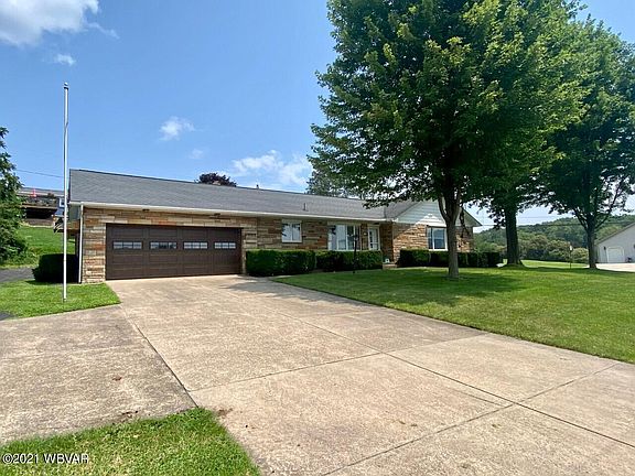 2nd image of 1100 Fairview Dr