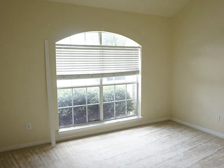 5404 Hunters Ridge Trl — Photo 19