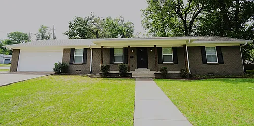 3323 Brooks Ln Photo 1