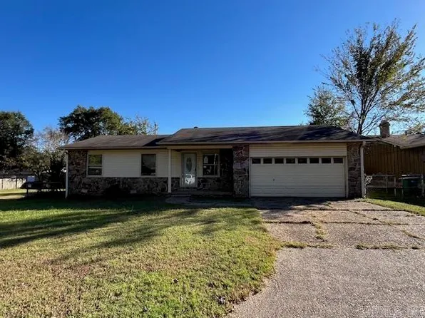 10 Cherryridge Pl, Jacksonville, AR 72076