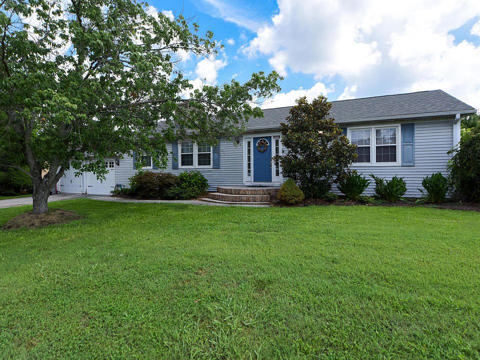 1st image of 1026 Windridge Dr