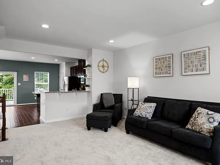 70 Benford Ln — Photo 13