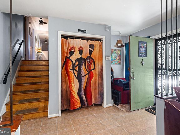 3rd image of 6348 Henry Ave
