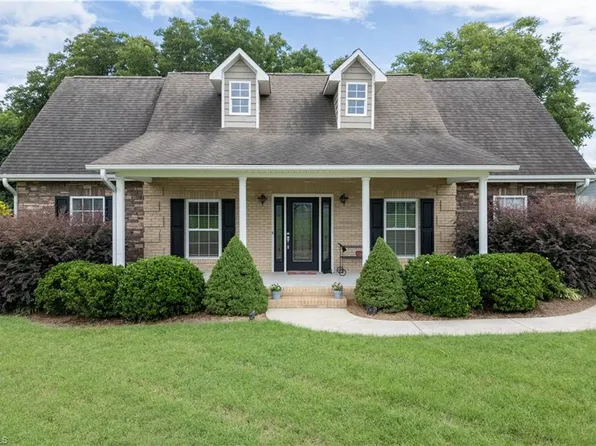 114 Market St, Rockwell, NC 28138