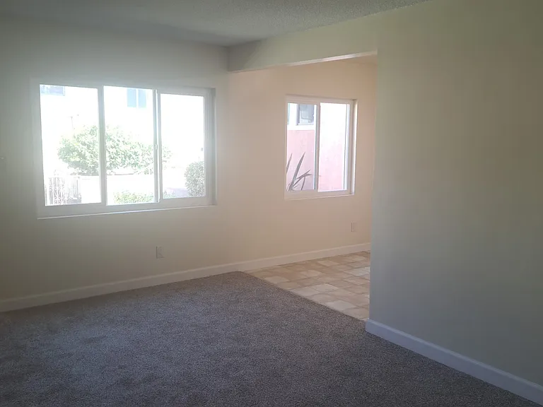 111 E Hammel St — Photo 15