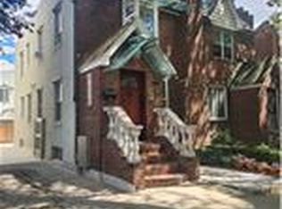 6329 Dry Harbor Rd, Middle Village, NY 11379