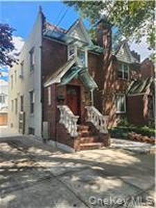 6329 Dry Harbor Road, Middle Village, NY, 11379