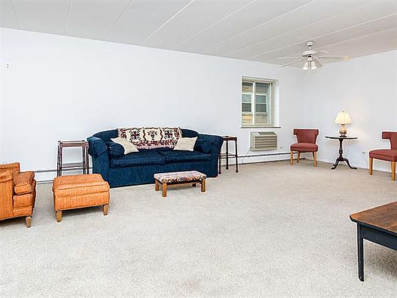 5th image of 224 S Oak Park Ave APT 3C