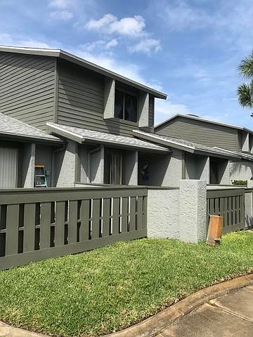 1st image of 160 Limewood Pl #B