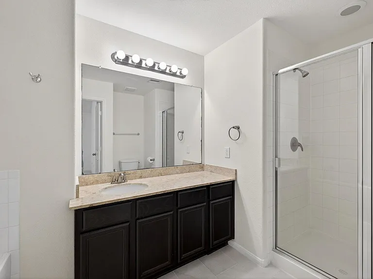 22414 Guston Hall Ln — Photo 17