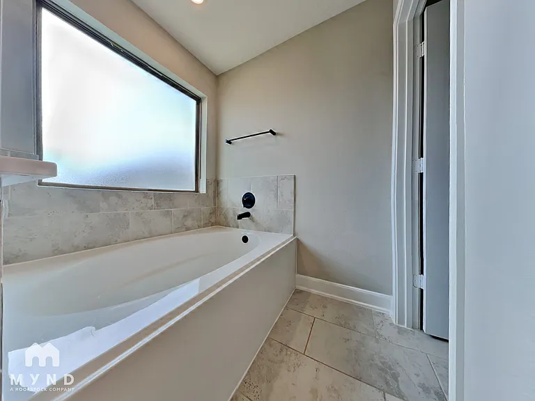 10210 Alder Ridge Dr — Photo 13