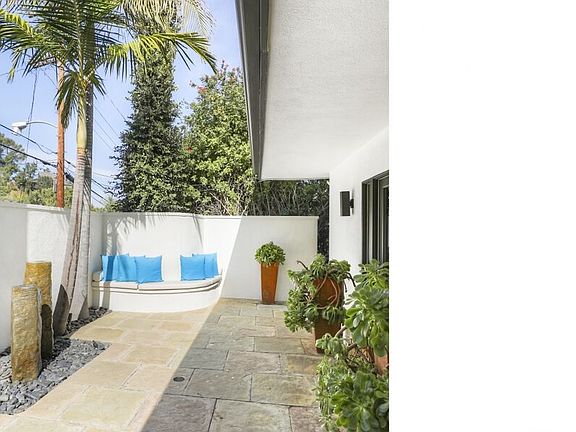 3rd image of 2154 Sunset Crest Dr