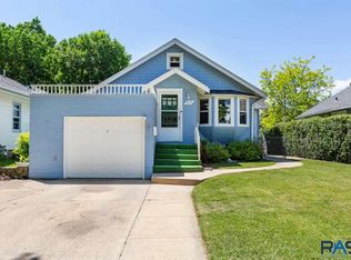 717 S Grange Ave, Sioux Falls, SD 57104