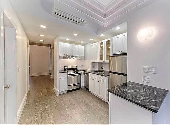4th image of 271 W 11th St APT 2B